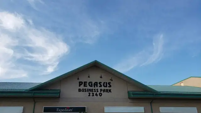 Prime Location: Light Industrial Shop/Bay for Lease/Rent