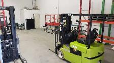 Prime Location: Light Industrial Shop/Bay for Lease/Rent - Photo 3