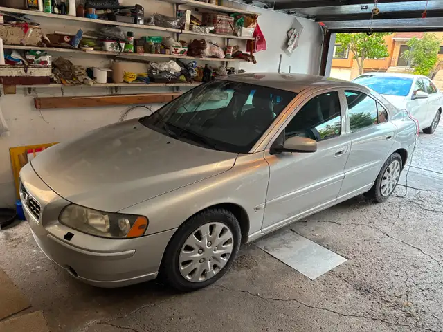 2005 Volvo S60