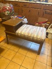Retro style seat bench