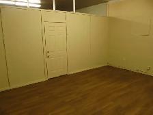 Small Office/Commercial Space for Rent - West Hamilton - Photo 2