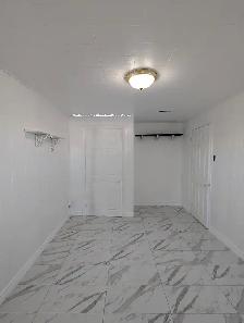 2-Bedroom Walkout Basement Apartment, All-Inclusive & Private - Photo 3