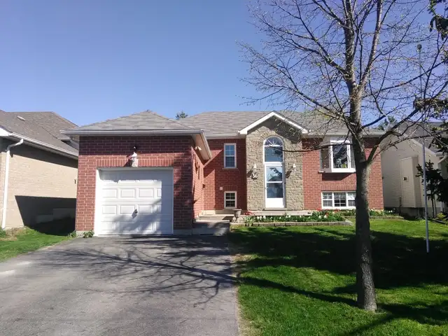 Room For Rent In A House Near Fleming College Lindsay