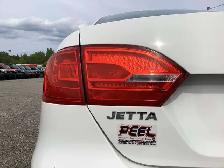 2013 Volkswagen Jetta Trendline Plus | 5Spd Manual | AS IS | FWD - Photo 21