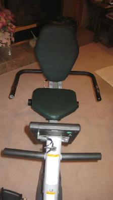 EXERCISE BIKE FOR SALE FOR $45