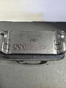 512GB Steam Deck LCD With Case - Photo 2