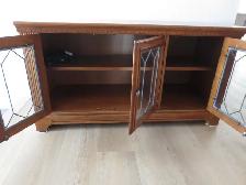 Entertainment Unit - Photo 2