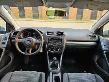 2012 Volkswagen Golf Trendline 2.5L 5Cyl 'Manual' - Photo 8