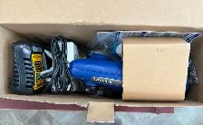 NEW Graco TC Pro Cordless Airless Handheld Paint Sprayer Kit - Photo 5