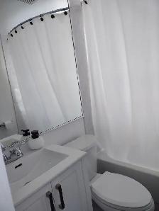Furnished Room for Rent - Female Student - Photo 5
