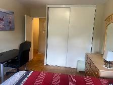 Room for rent in Mississauga South. For ladies only.