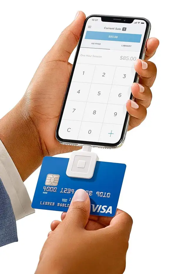 Square Reader for Magstripe (Lightning Connector)