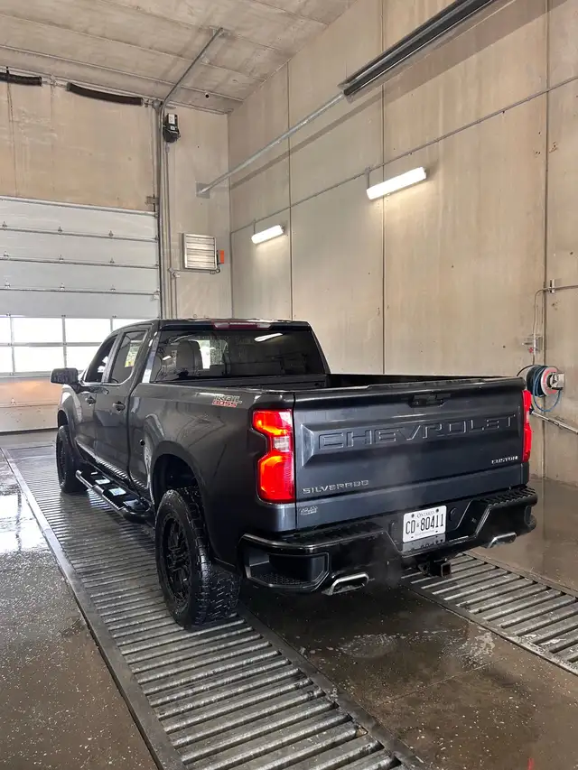 Clean Chevrolet 2019 trail boss 1500