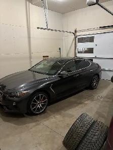 2021 GENESIS G70 PRESTIGE 3.3T AWD - Photo 2