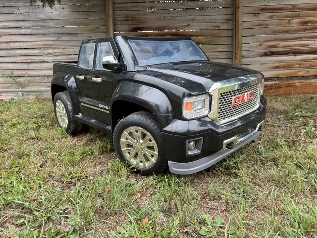 GMC Denali - Ride on Power Wheel