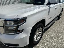 2017 Chevrolet Suburban LT 4WD 8 Passemger Preal White - More Tr - Photo 18