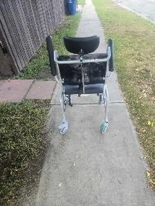 Adult wheelchair tilt commode - Photo 3