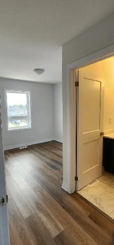 3BR-2.5 Bath - 51 Sparrow Ave, Cambridge - Photo 4