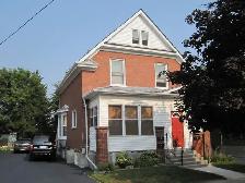 RENOVATED-Spacious 1 Bedroom Apt.–October 1st–Crtlnd/Ottawa St. - Photo 4