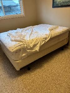 Double/Full Mattress, Box Spring, Mattress pad and sheets