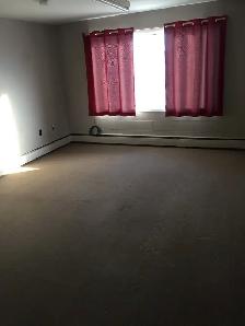 apartment for rent in Ponoka alberta - Photo 2