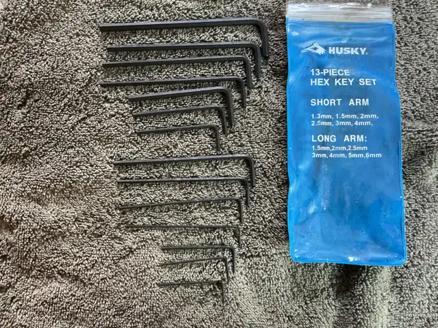 Husky 13-Piece Hex Key Set !