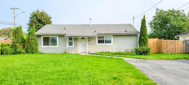 AVAILABLE NOW - 3-BEDROOM, 1-BATH HOUSE FOR RENT – KITIMAT