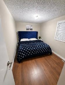 Bright & Spacious 2-Bedroom on Upper Floor – Prime location!
