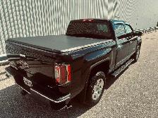 2018 GMC Sierra 1500 4WD Crew Cab SLT Z 71 Fully Equipped -Tripl - Photo 9