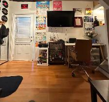 Downtown Studio- $1280 close to U of G at Wellington & Gordon St - Photo 2
