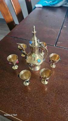Ensemble miniature Théière avec mini verres  en brass/laiton