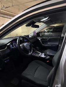 2022 Toyota RAV4 Hybrid LE AWD - Photo 3