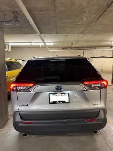 2022 Toyota RAV4 Hybrid LE AWD - Photo 9