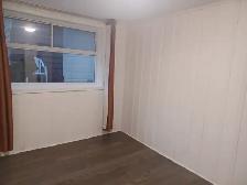 Walkout 1 Bedroom Basement Apartment - Photo 4