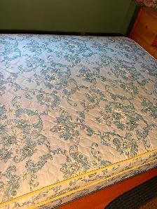Double Size Bed - Photo 5