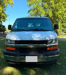 2018 Chevrolet Express 15 Passenger Van - Photo 2