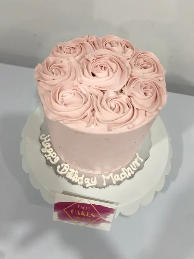 Strawberry cake, rosettes cake Milton Halton GTA