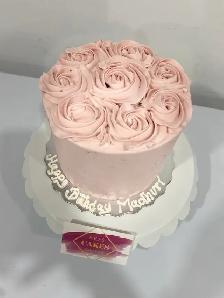 Strawberry cake, rosettes cake Milton Halton GTA