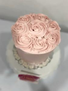 Strawberry cake, rosettes cake Milton Halton GTA - Photo 2