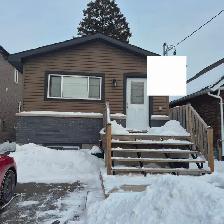2 Bedroom Apartment Available Oct 1
