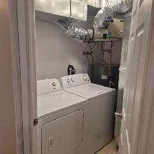 2 Bedroom Apartment Available Oct 1 - Photo 5