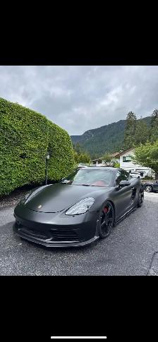 2018 Porsche Cayman S