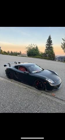 2018 Porsche Cayman S - Photo 8
