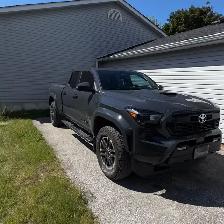 2025 Toyota Tacoma TRD Sport Premium - Photo 2