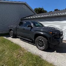 2025 Toyota Tacoma TRD Sport Premium - Photo 3