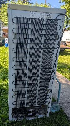 Danby Upright Freezer Model # DUF809WE - Photo 3