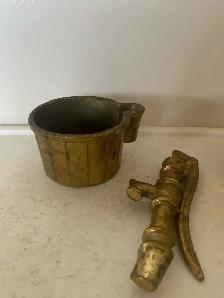 Brass Pump And Bucket - Photo 2