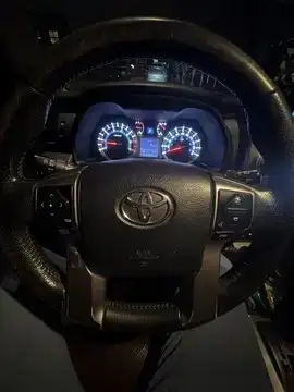 2014 Toyota 4Runner4WD 4dr V6 SR5