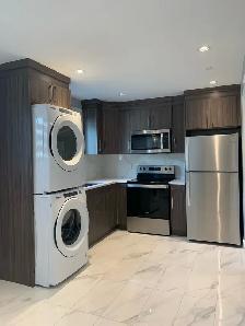 $2,100 / 2br and 2bath - 550ft- Laneway House