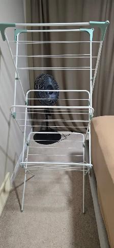 3-Tier Foldable Clothes Drying Rack - Excellent Condition